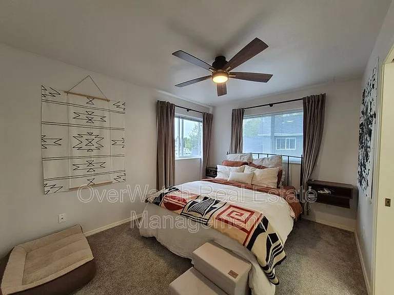 3926 Lakehurst Cir #1 — Photo 3