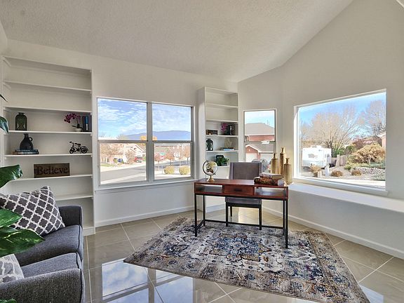 5th image of 4501 Harpers Ferry Ct NW