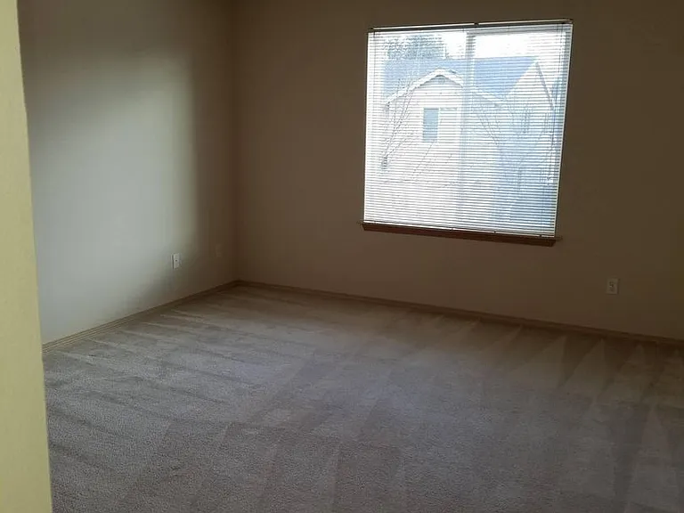 11204 71st Avenue Ct E — Photo 6