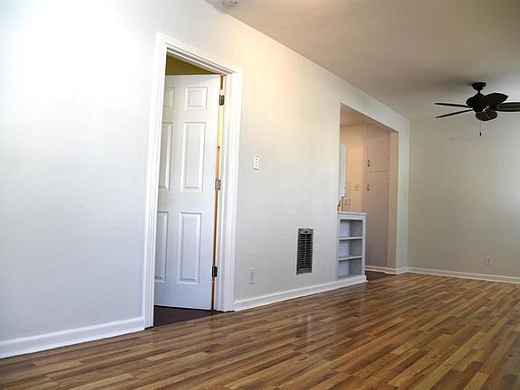 4th image of 701 4th Ave S