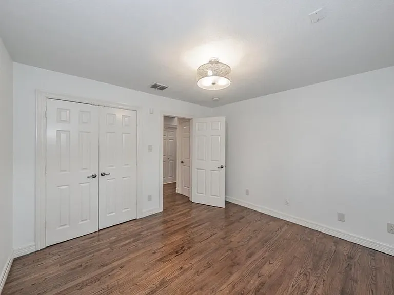4213 Wycliff Ave #C — Photo 7