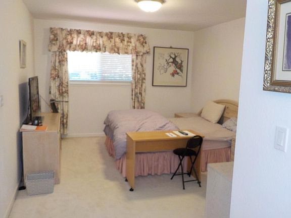 5th image of 5877 Castano Dr