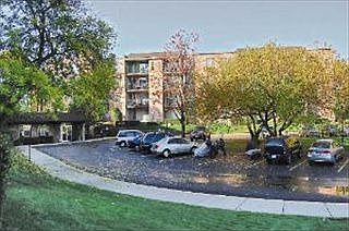 1st image of 1101 S Hunt Club Dr APT 315