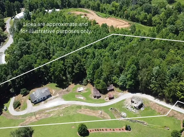 99 Pear Ln, Murphy, NC 28906