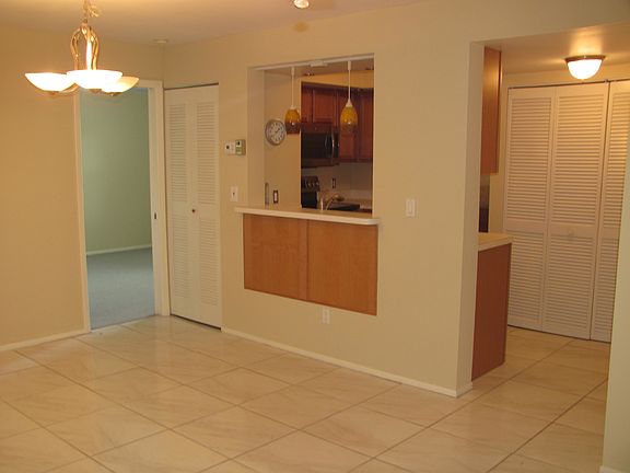 4th image of 13264 White Marsh Ln #3323