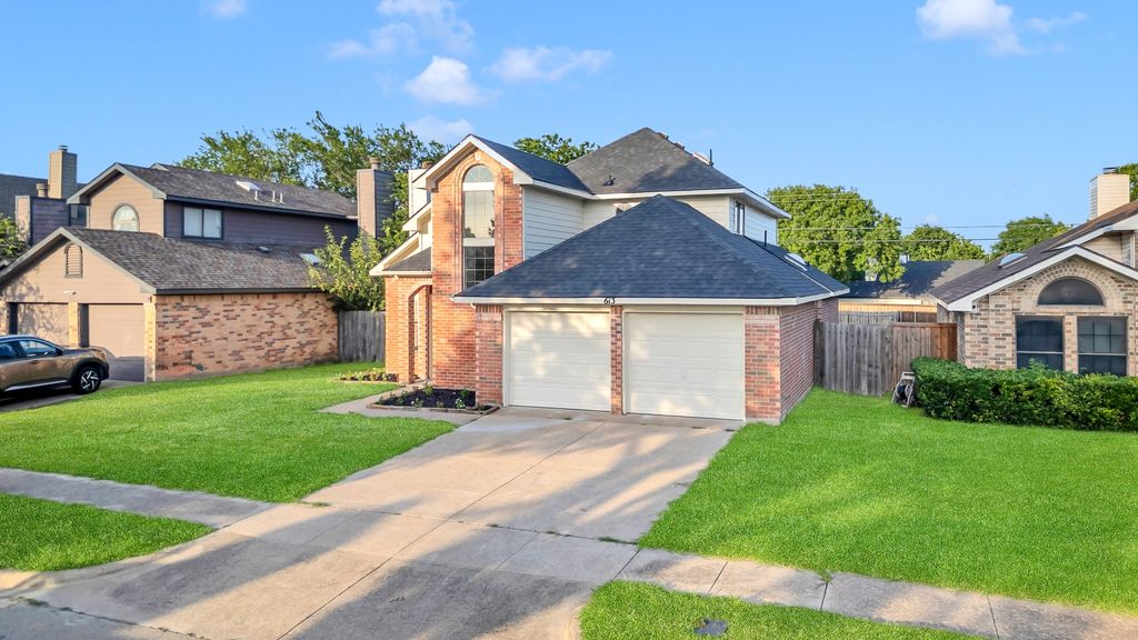 613 Laurel St, Cedar Hill, TX - View 4