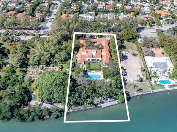 4521 Pine Tree Dr, Miami Beach, FL 33140