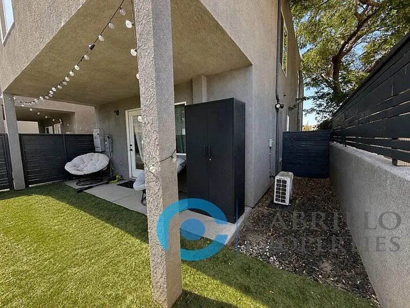 1 bed, 1.0 bath, $1,995 — Photo 3
