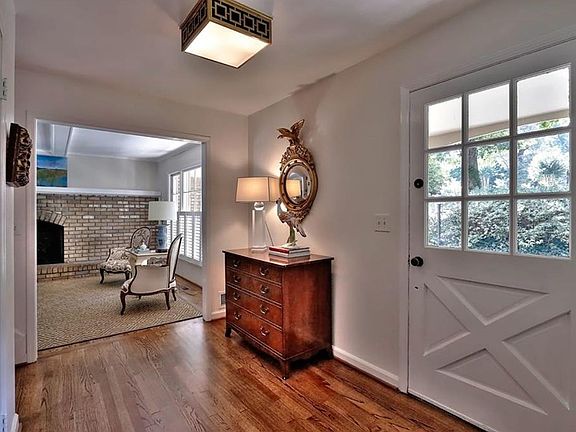 3rd image of 100 Fox Hills Cir SE