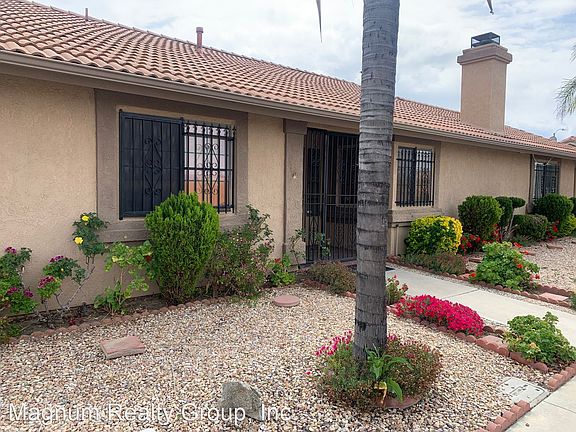2nd image of 3063 La Paz Ave