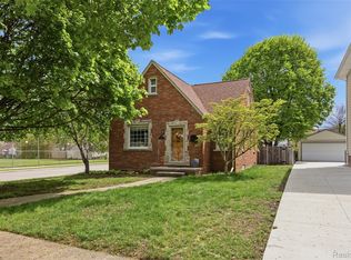 240 N Highland St, Dearborn, MI 48128