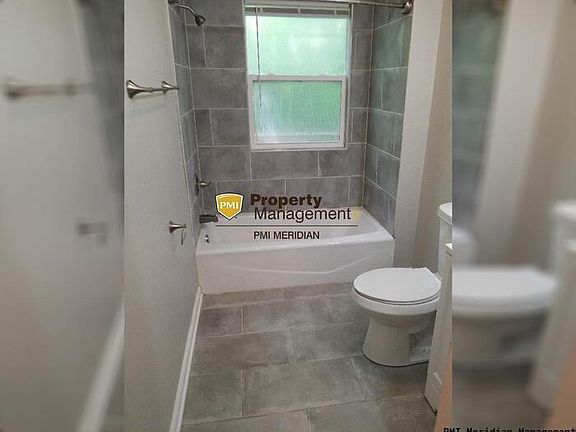 3rd image of 14986 Allisonville Rd #14986