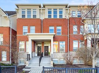 30 Michael Power Pl, Toronto, ON M9A 5G9