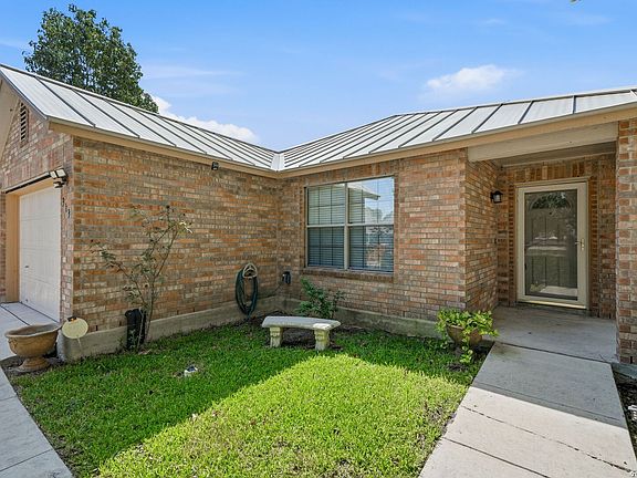 5th image of 313 Chisholm Trl