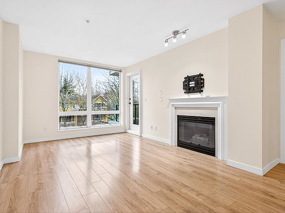 4th image of 5800 Andrews Rd #216
