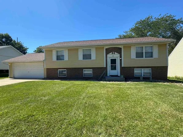 1209 Tower Dr, Logansport, IN 46947