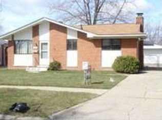 1139 Kenilworth Pl, Clawson, MI 48017