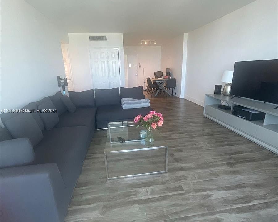 1st image of 1200 West Ave APT 1210