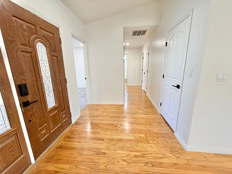 3519 S 1470 W — Photo 12