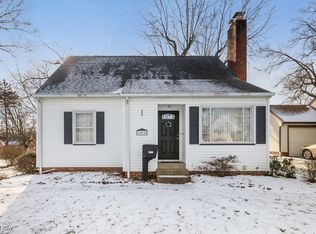 1016 Roseland Rd, Alliance, OH 44601
