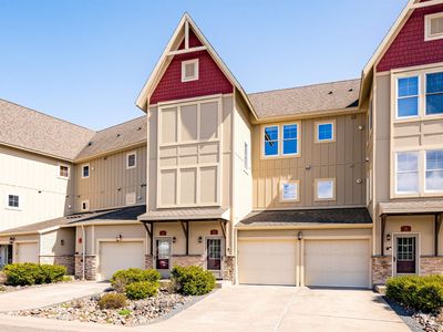 2024 Water St APT 10, Duluth, MN, 55812