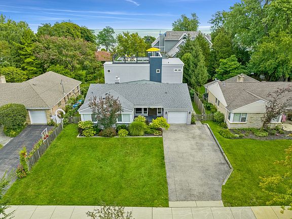 2nd image of 2735 Oak St