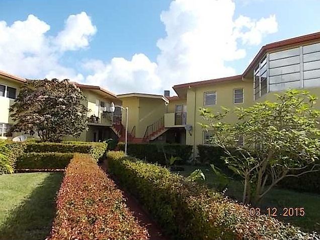 1st image of 18604 NE 18th Ave APT 253
