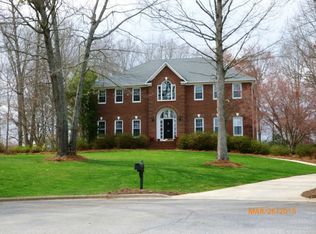 397 Cedar Creek Dr, State Road, NC 28676