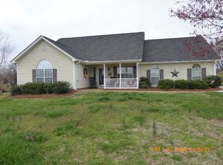 101 Gray Fox Run, Chesnee, SC 29323