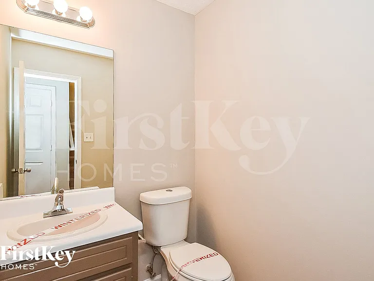 276 Due West Dr — Photo 14