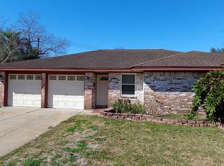 710 E Amherst Ln, Deer Park, TX 77536