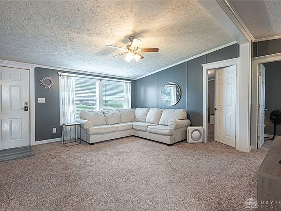 4th image of 249 Taylor Dr