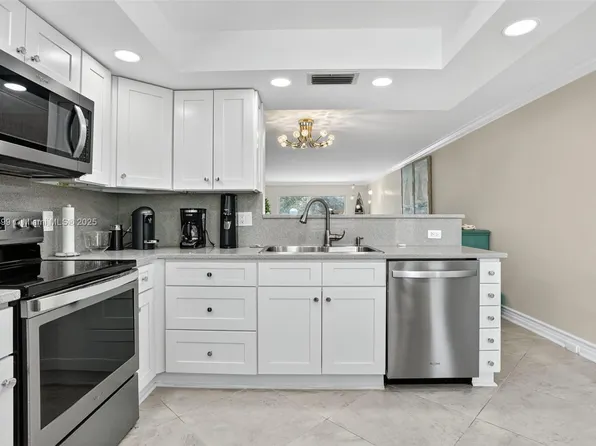 2301 Lucaya Ln APT D3, Coconut Creek, FL 33066