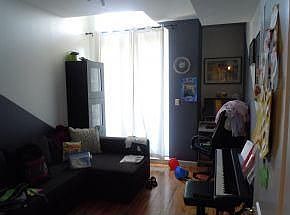 4th image of 1938 Bergen Ave