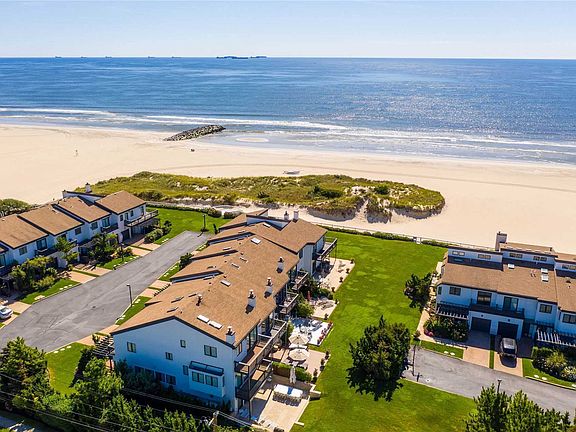 2nd image of 1621 Ocean Blvd