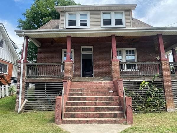 1st image of 1701 Orange Ave NW