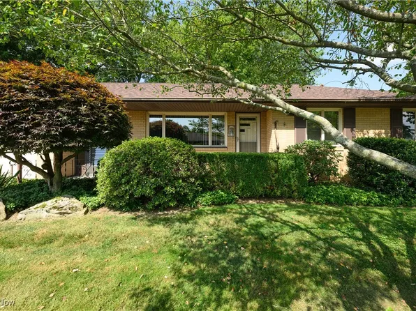 731 Hemlock St NW, Massillon, OH 44647
