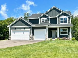 7988 265th St, Wyoming, MN 55092