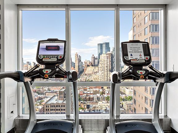 5th image of 350 W 42nd St APT 54H