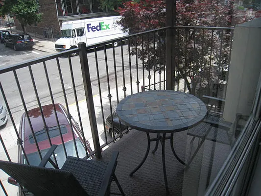 Rented by Alexiou Realty | media 6