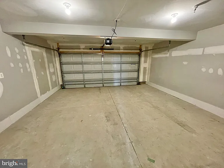 9537 Tall Oaks Rd — Photo 49