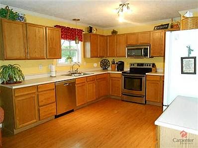 5th image of 1043 Thornwood Dr