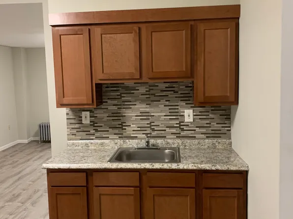 12208 Madison Ave APT 1, Lakewood, OH 44107