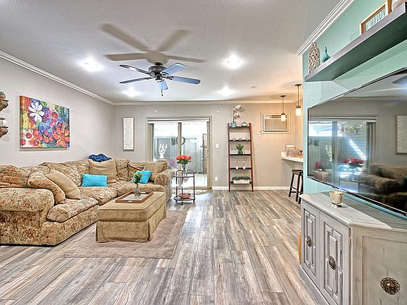 4th image of 6030 Nevada Ave APT 2