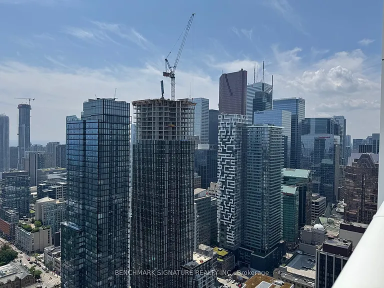 88 Queen St E #4603 — Photo 14