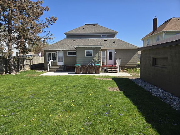 2nd image of 21 1st St