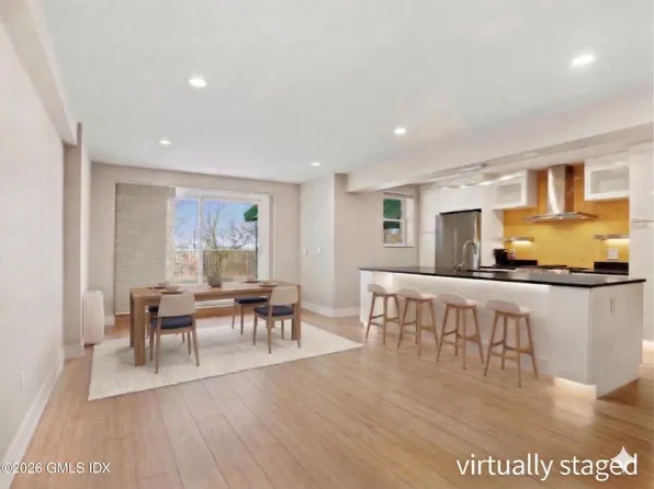 2 Putnam Hill #1A, Greenwich, CT 06830