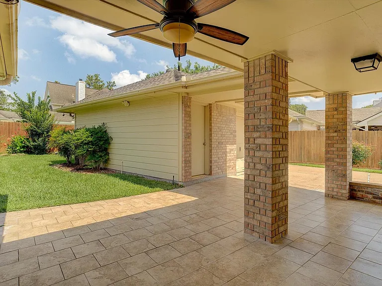 21702 Cayman Point Dr — Photo 44