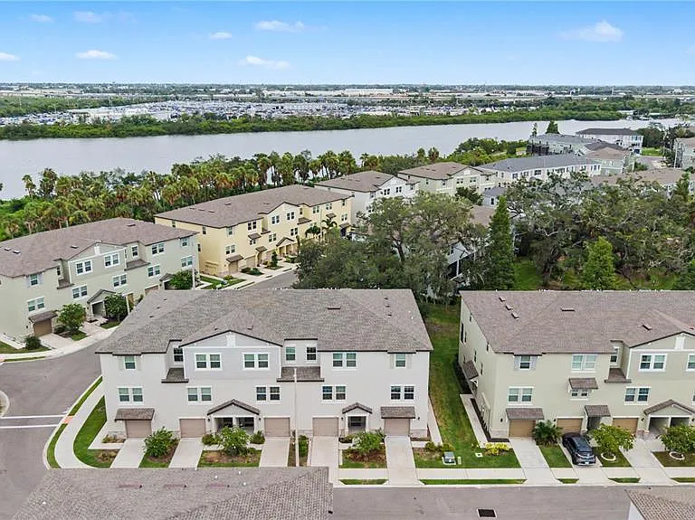4607 Tuscan Loon Dr — Photo 43
