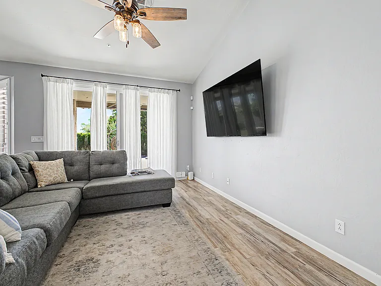 14736 N 100th Pl — Photo 13